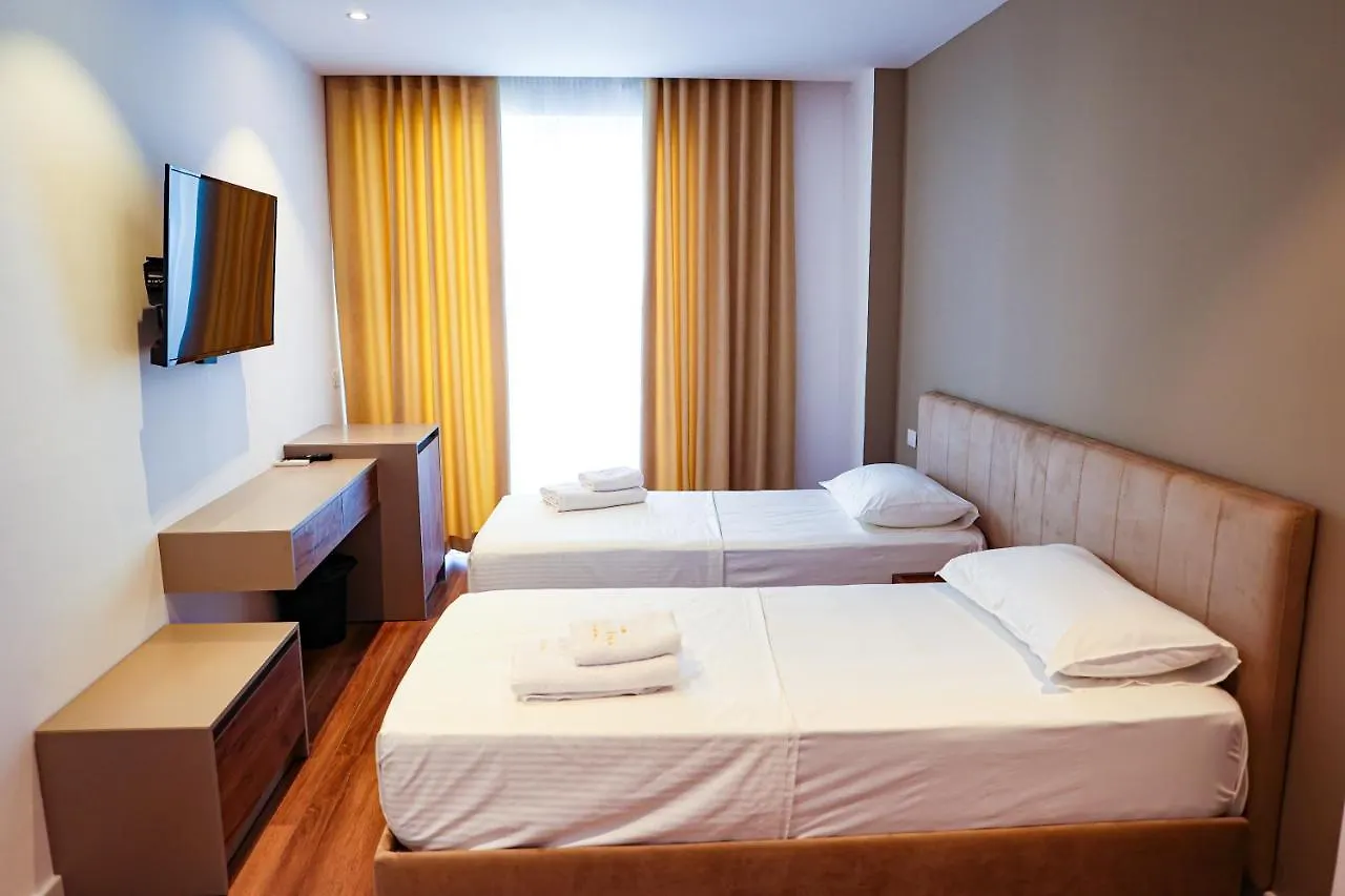 **** Hotel Riviera Palace Shëngjin Albânia